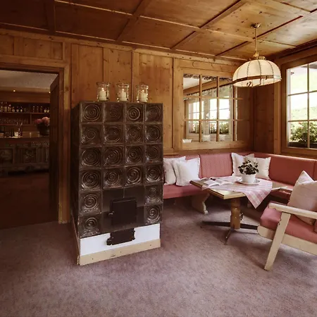 Ladinia Hotel Corvara In Badia